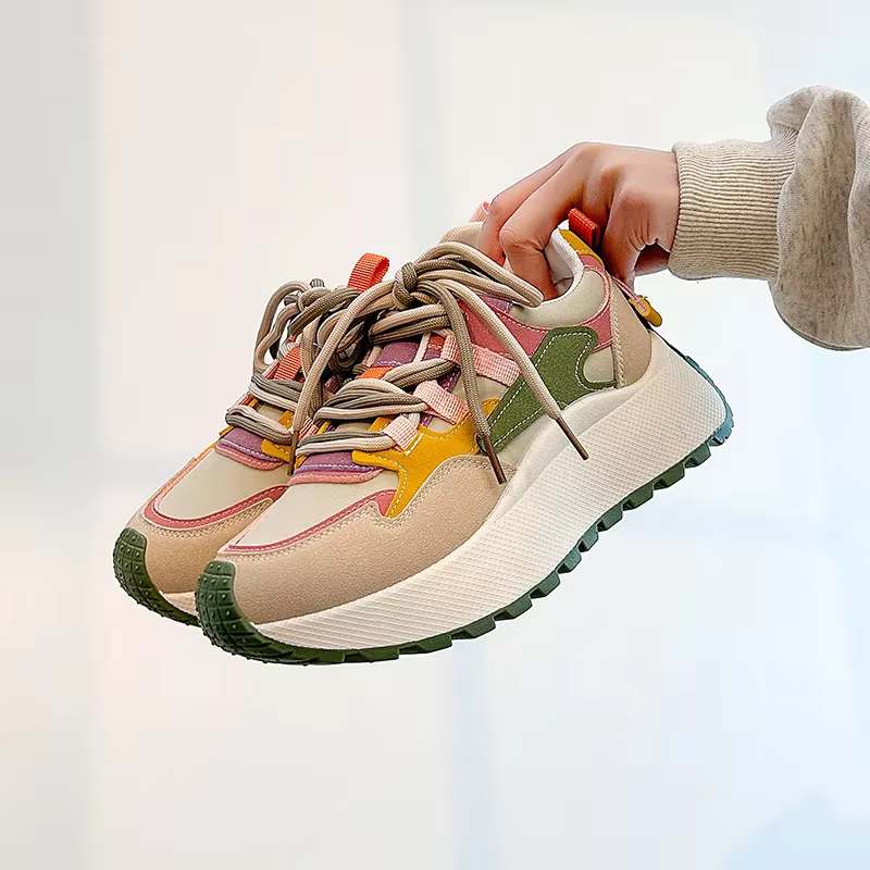 Chaussures de papa femmes 2025 été et automne hauteur augmentant décontracté respirant semelle épais