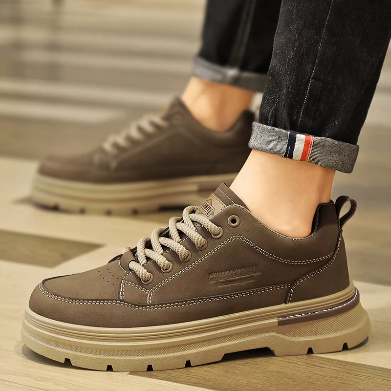 Chaussures de marche 2026 pour hommes, baskets décontractées, chaussures de luxe, baskets de course respirantes, mocassins de mode pour la course à pied